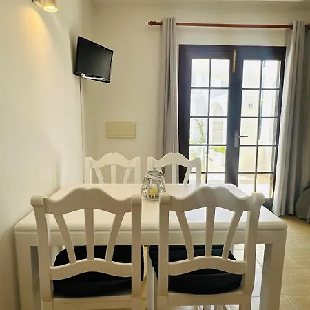 Apartment 5 Minutes Away From The Sea Apartamento
