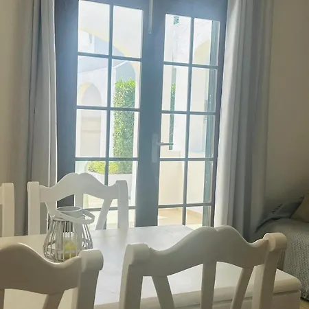 Apartamento Apartment 5 Minutes Away From The Sea